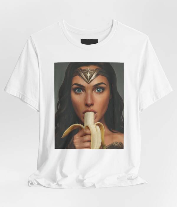 NoCtrl Collective – “Golden Resolve” Warrior Icon Tee | Wonder Woman
